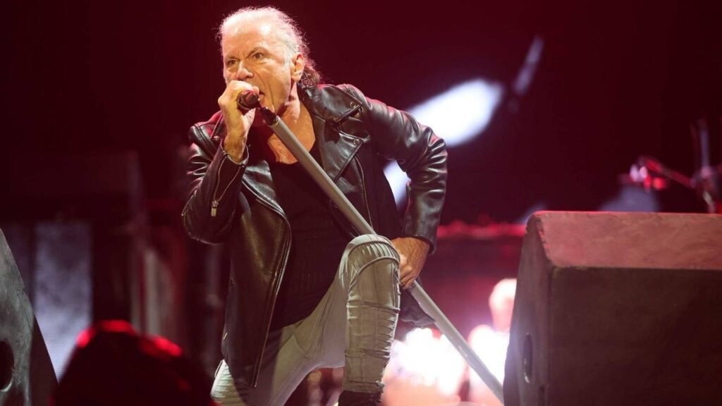 Heavy Metal Efsanesi Bruce Dickinson "PsychoGod Tour" Kapsamında İstanbul'da Konser Verecek