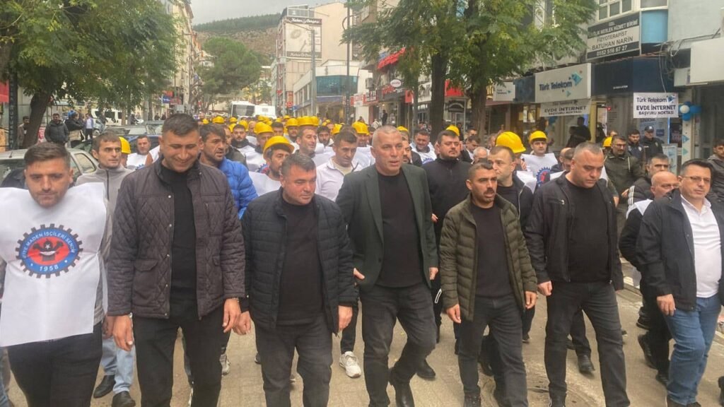 Soma'da Haklarını Alamayan Madencilerden Ankara Yürüyüşü